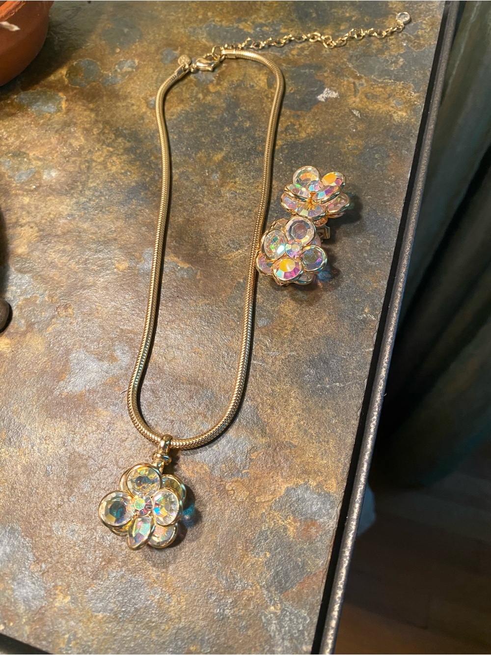Gold-Tone Iridescent Flower Pendant Necklace and Clip-On Earrings Set